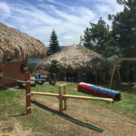 Yaque Arriba Villas Del Lago Lake Resort And Campground מראה חיצוני תמונה